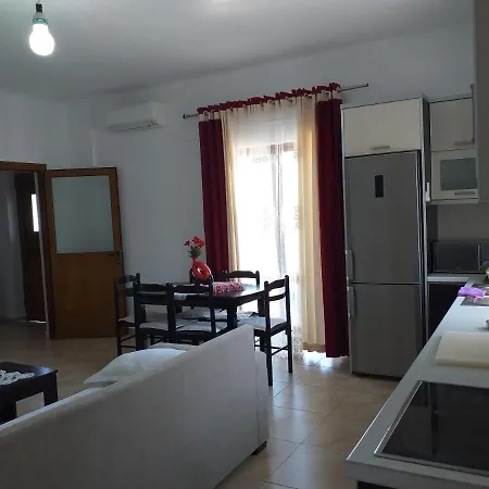 Grand Seaview Apartment *