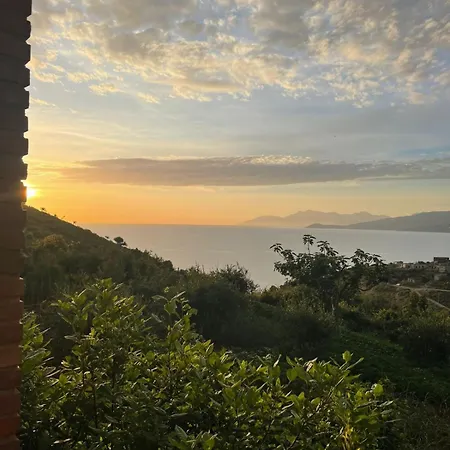 Grand Seaview * Ksamil