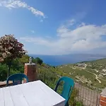 Grand Seaview Lejlighed