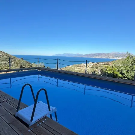 Апартаменты Grand Seaview *