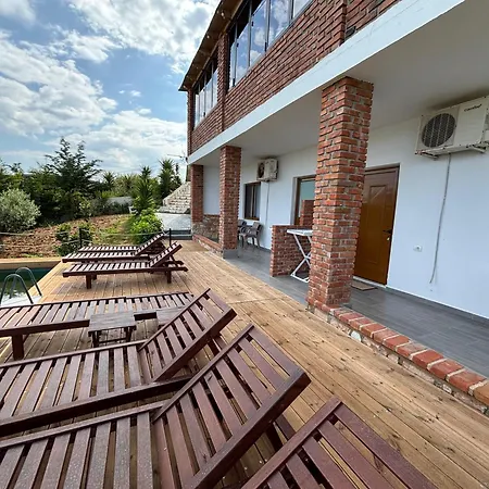 Апартаменты Grand Seaview