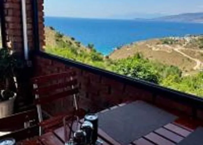 Grand Seaview * Ksamil