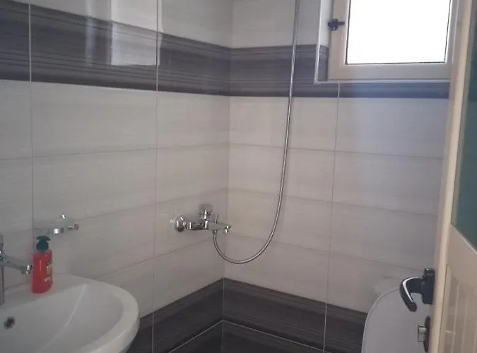 Grand Seaview Apartment